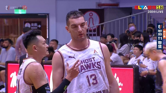 04/15 雲豹 VS 獵鷹