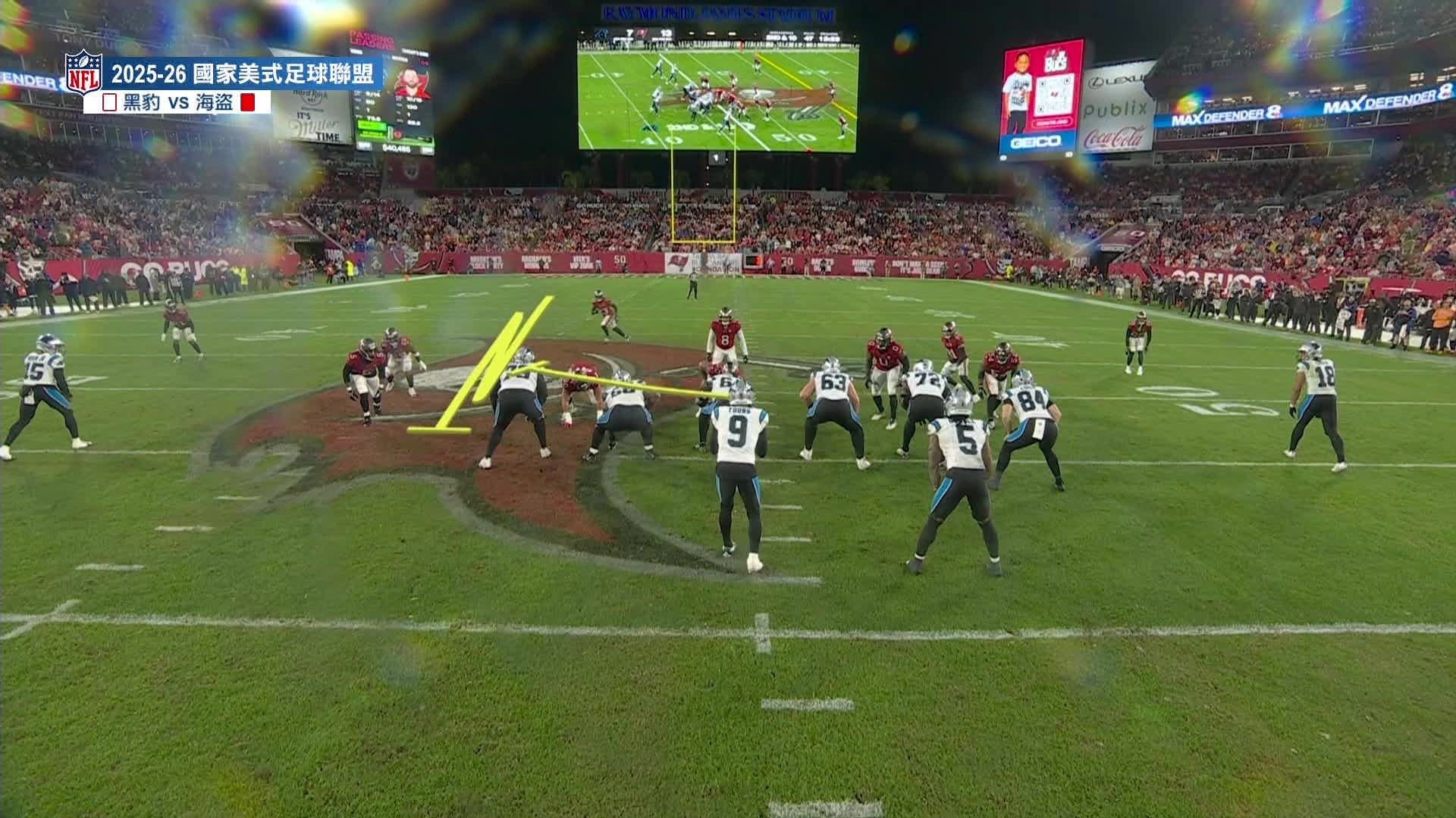 黑豹成功的戰術讓Bryce Young和Mcmillan完成一記漂亮的接傳-2025-26 NFL