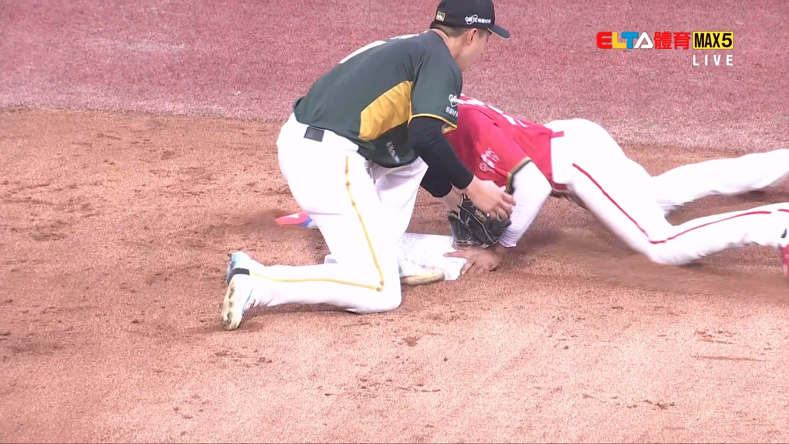 4/5 台鋼 VS 味全