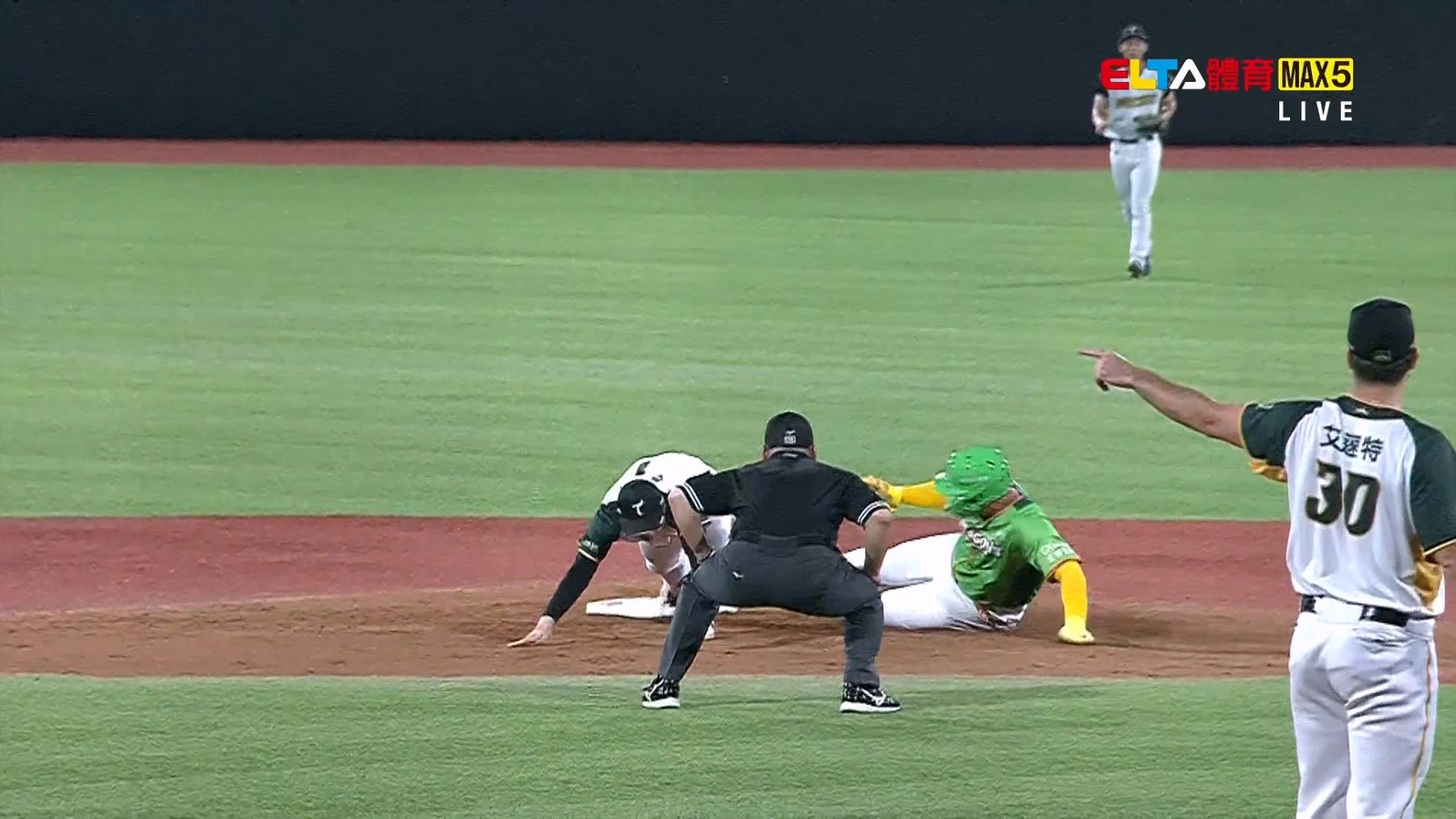 8/28 台鋼 VS 味全
