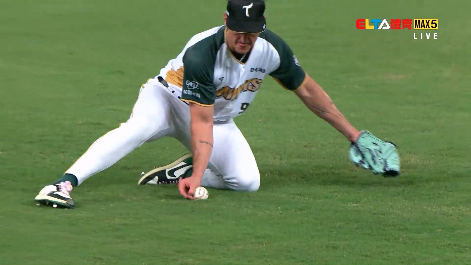 4/23 味全 VS 台鋼